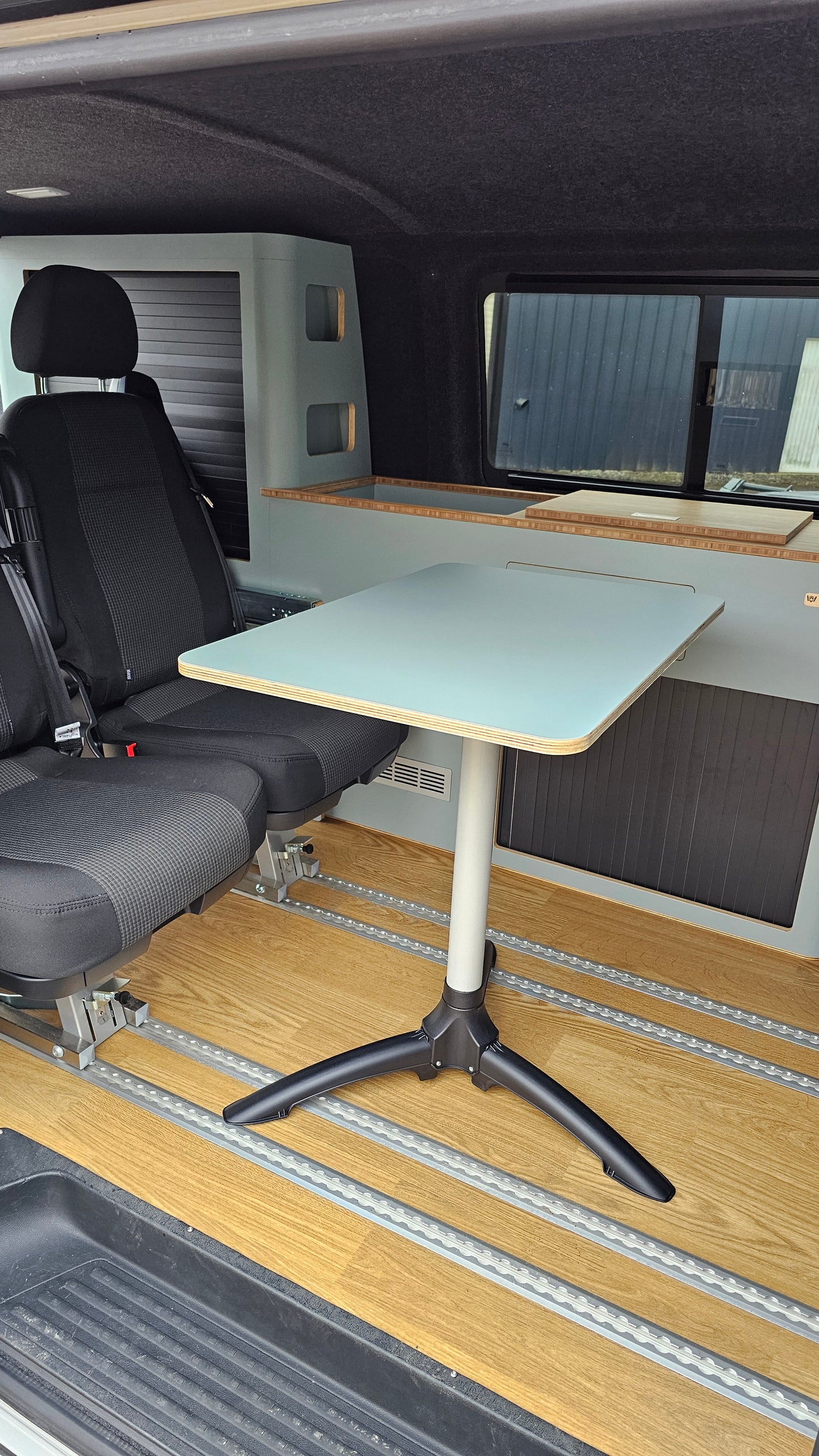 Meuble prêt à poser Blanc mat extrême  FORD CUSTOM COURT