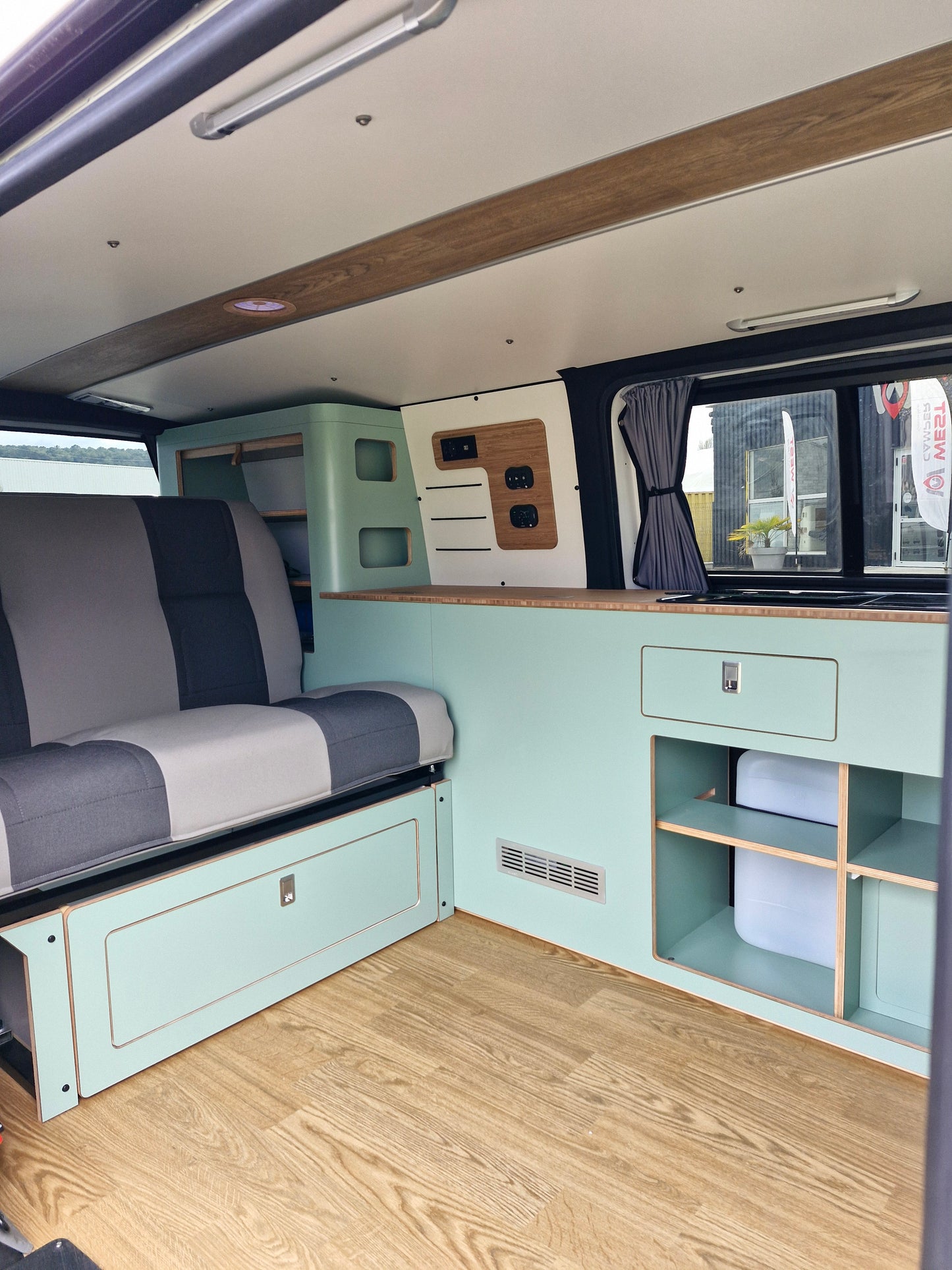 Meuble prêt à poser FORD CUSTOM LONG Noir mat extrême