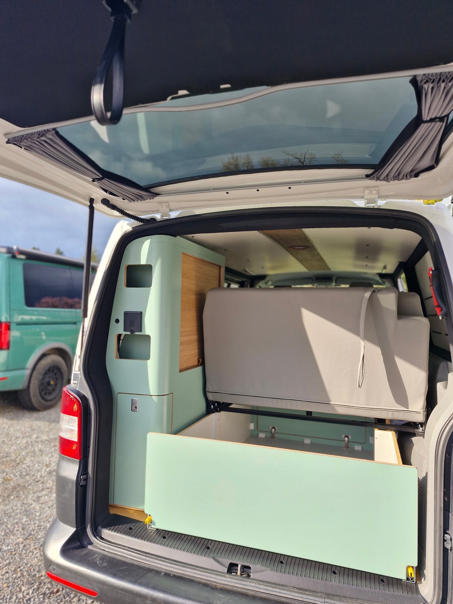 Meuble prêt à poser FORD CUSTOM LONG Noir mat extrême